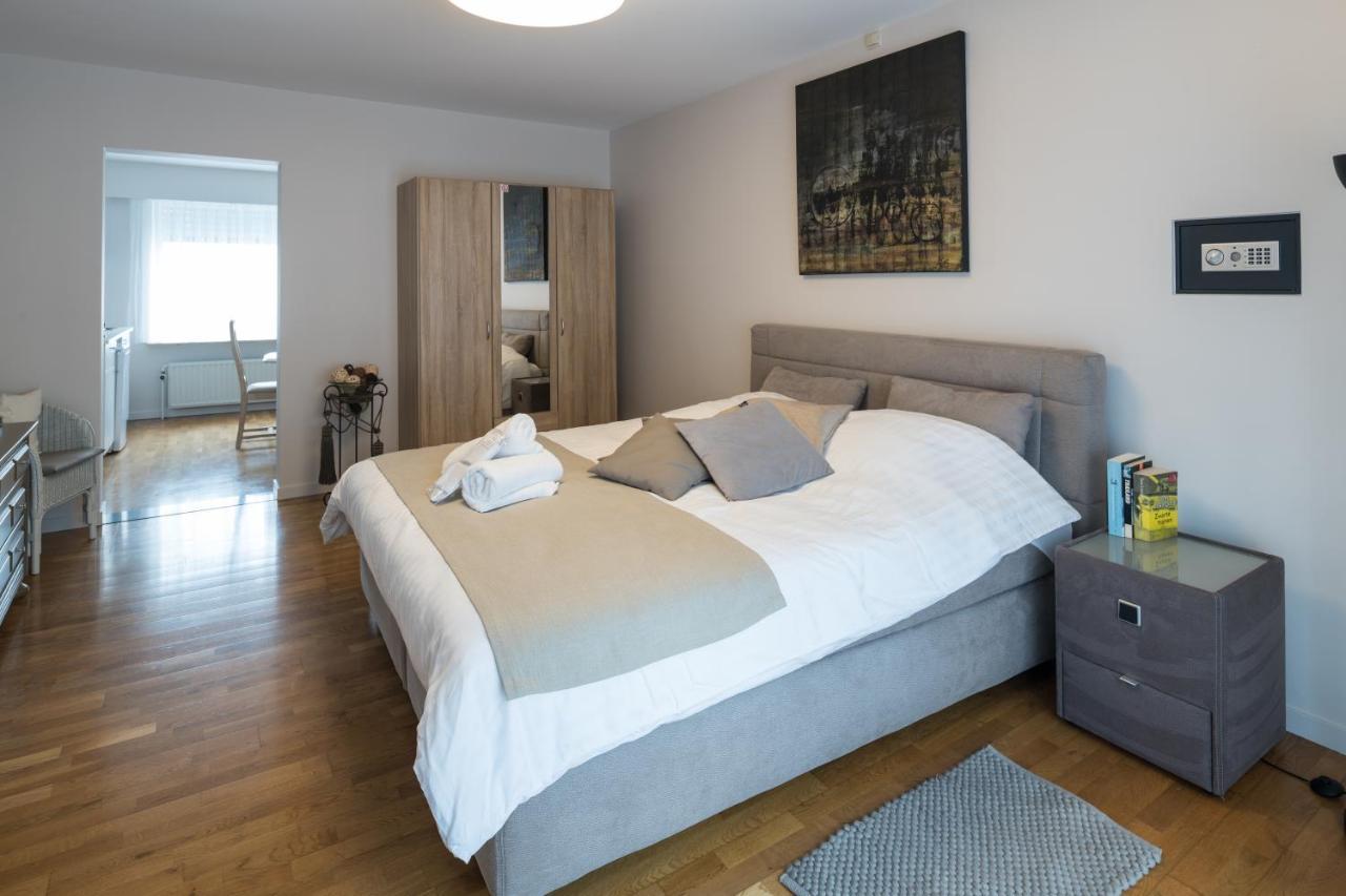 Logies De Blauwe Regen Apartment Беверен Екстериор снимка