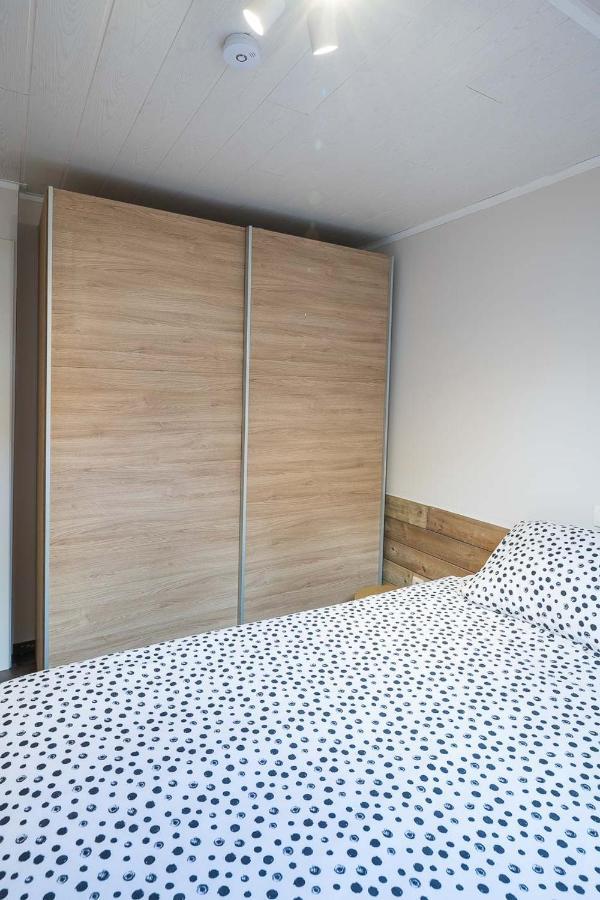 Logies De Blauwe Regen Apartment Беверен Екстериор снимка
